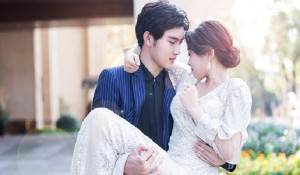 Xem Phim Nữ Phụ Xuyên Sách Đã Yêu Rồi